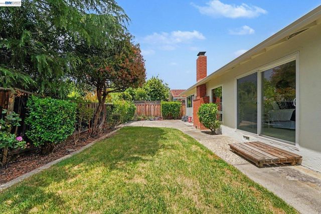 1283 Laguna St, Livermore, CA 94550
