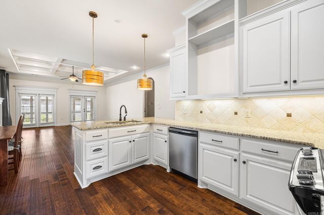 200 Garden Valley Loop, Little Rock, AR 72223