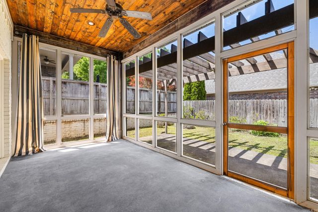 200 Garden Valley Loop, Little Rock, AR 72223