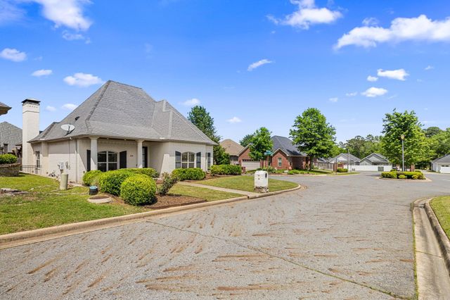 200 Garden Valley Loop, Little Rock, AR 72223