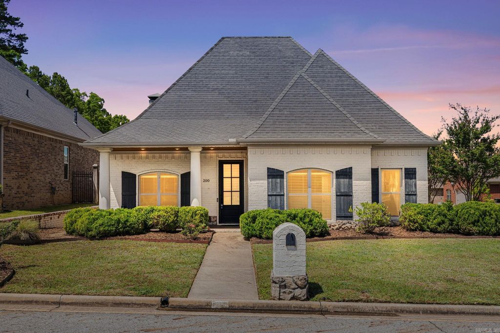 200 Garden Valley Loop, Little Rock, AR 72223
