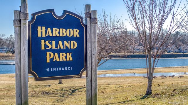 412 Munro Avenue 3F, Mamaroneck, NY 10543