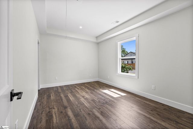 81 Palmetto Street, Clinton, SC 29325