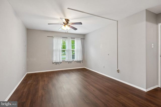 127 DEVONSHIRE CT, Sewell, NJ 08080