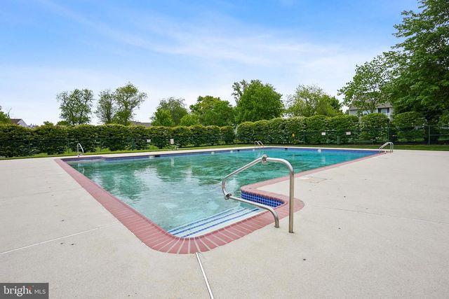 127 DEVONSHIRE CT, Sewell, NJ 08080