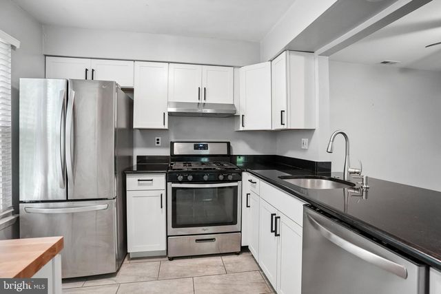 127 DEVONSHIRE CT, Sewell, NJ 08080