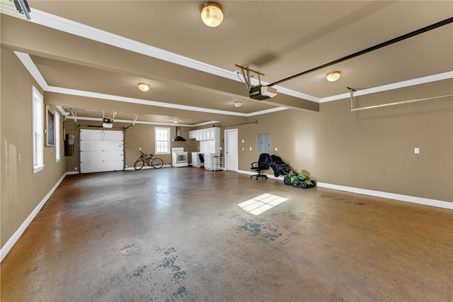 5112 Valhalla Street, Springdale, AR 72764