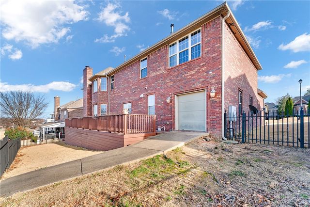 5112 Valhalla Street, Springdale, AR 72764