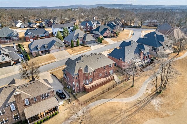 5112 Valhalla Street, Springdale, AR 72764