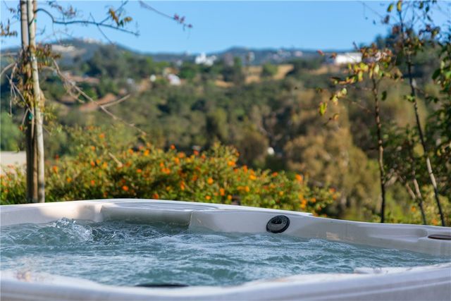 1138 Little Gopher Canyon, Vista, CA 92084