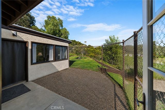 1138 Little Gopher Canyon, Vista, CA 92084