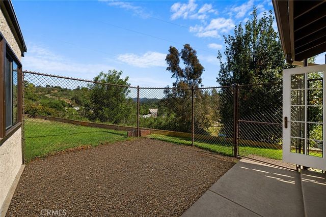 1138 Little Gopher Canyon, Vista, CA 92084