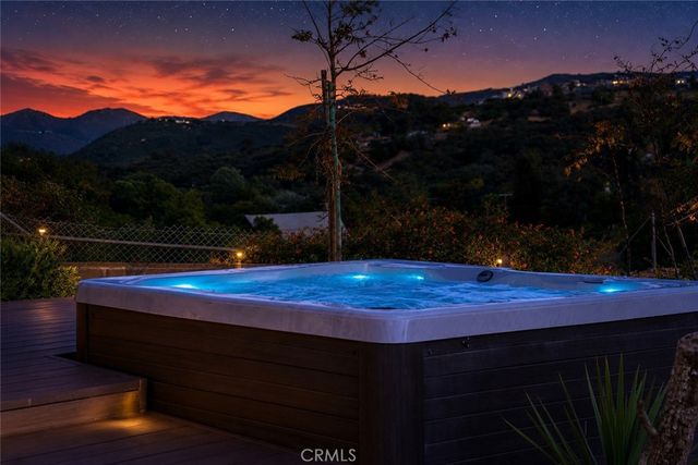 1138 Little Gopher Canyon, Vista, CA 92084