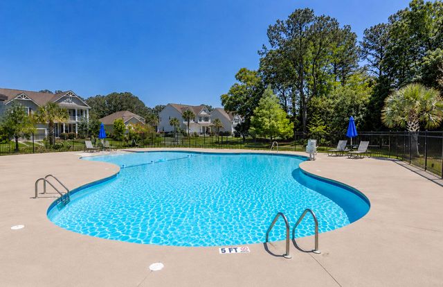 227 Killdeer Court, Mount Pleasant, SC 29464