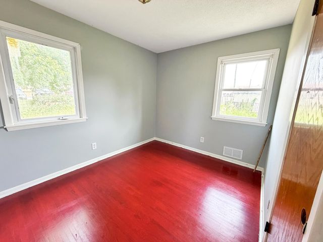 1644 Woodbridge Street, Saint Paul, MN 55117