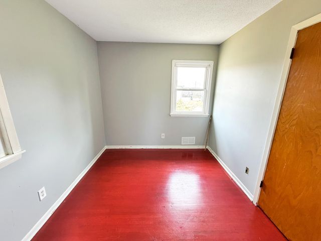 1644 Woodbridge Street, Saint Paul, MN 55117