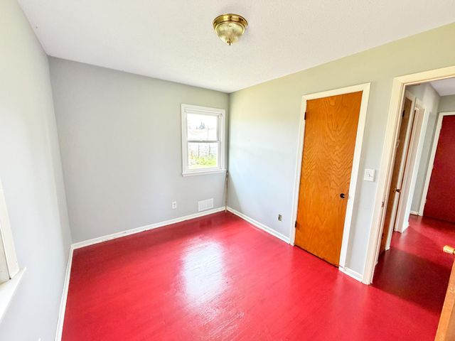 1644 Woodbridge Street, Saint Paul, MN 55117