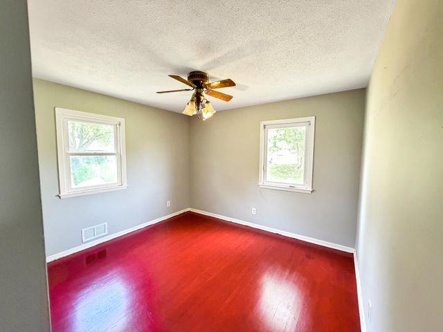 1644 Woodbridge Street, Saint Paul, MN 55117