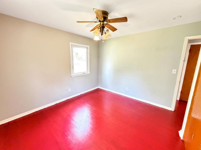 1644 Woodbridge Street, Saint Paul, MN 55117