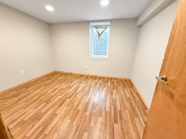 1644 Woodbridge Street, Saint Paul, MN 55117
