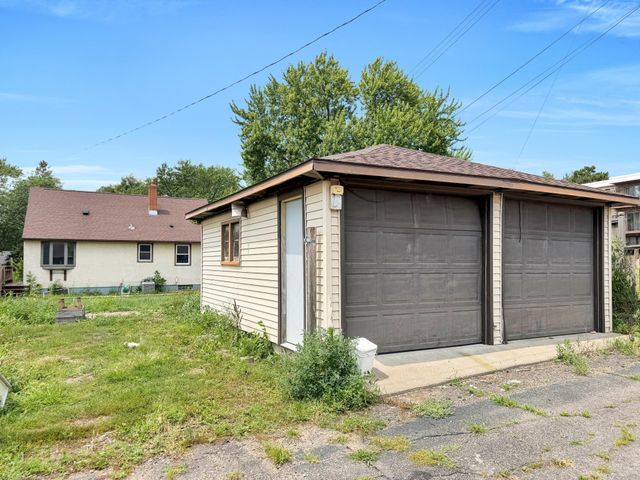 1644 Woodbridge Street, Saint Paul, MN 55117