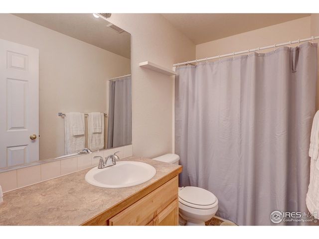 2134 Sandhill Crane Cir, Loveland, CO 80537