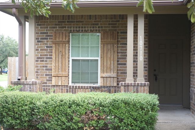 10710 Barker View Drive, Cypress, TX 77433