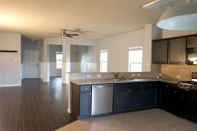 10710 Barker View Drive, Cypress, TX 77433