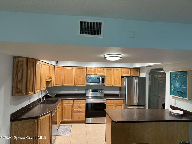 1706 Atlantic Street 3c, Melbourne Beach, FL 32951