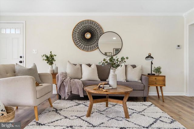 8029 DUVALL AVE, Baltimore, MD 21237