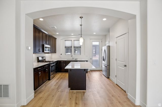 11271 S HIGH CREST LN, South Jordan, UT 84009