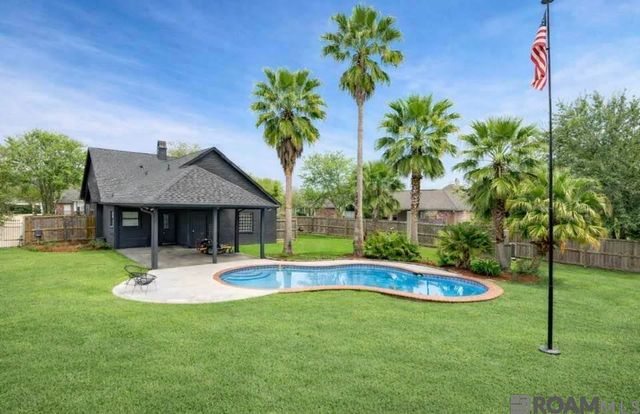 9210 Gary St, Denham Springs, LA 70726