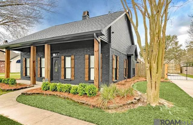 9210 Gary St, Denham Springs, LA 70726