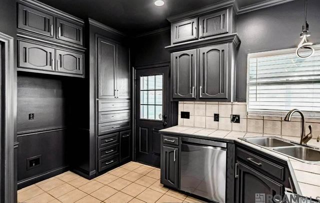 9210 Gary St, Denham Springs, LA 70726