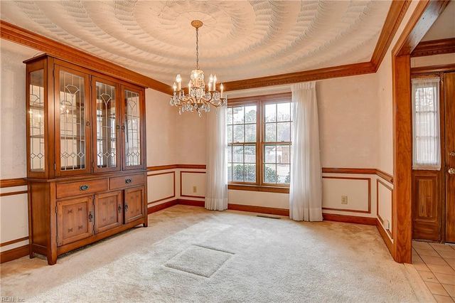 1924 Grayfalcon DR, Norfolk, VA 23518