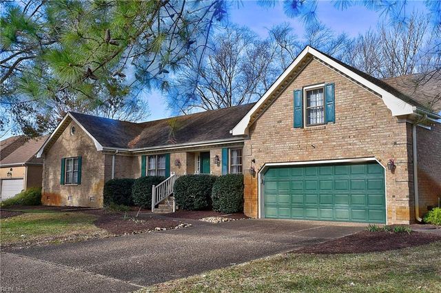 1924 Grayfalcon DR, Norfolk, VA 23518