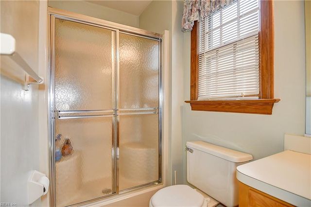 1924 Grayfalcon DR, Norfolk, VA 23518