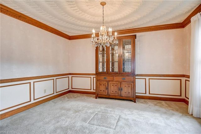 1924 Grayfalcon DR, Norfolk, VA 23518