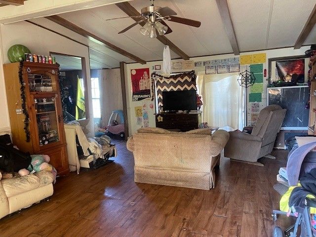 220 W 4th Ave, Hohenwald, TN 38462