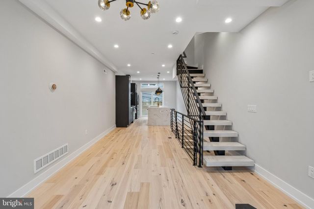1534 S LAMBERT ST, Philadelphia, PA 19146
