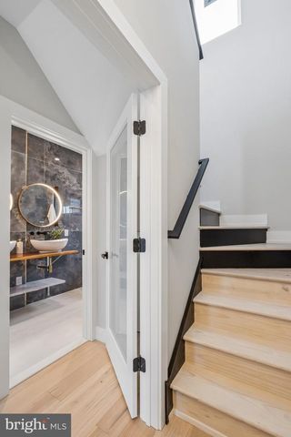 1534 S LAMBERT ST, Philadelphia, PA 19146