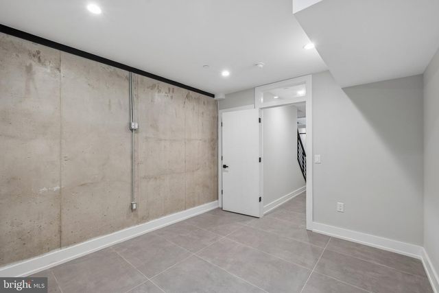 1534 S LAMBERT ST, Philadelphia, PA 19146