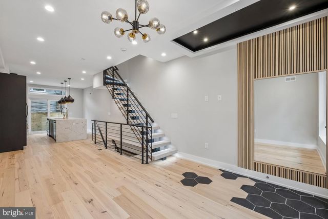 1534 S LAMBERT ST, Philadelphia, PA 19146