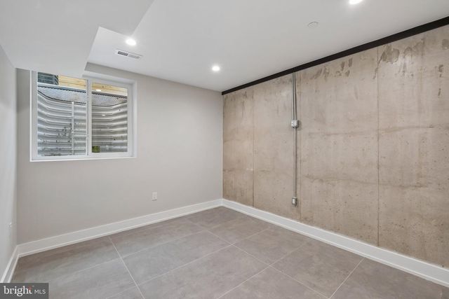 1534 S LAMBERT ST, Philadelphia, PA 19146