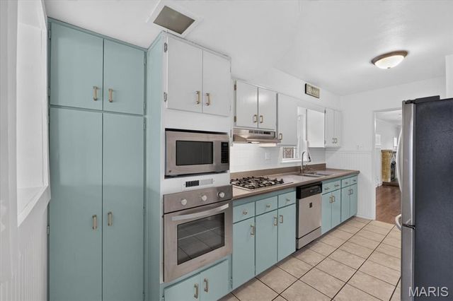 6655 Winnebago Street, St Louis, MO 63109