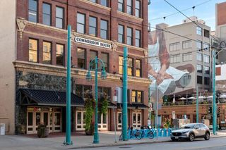 400 N Broadway #301, Milwaukee, WI 53202