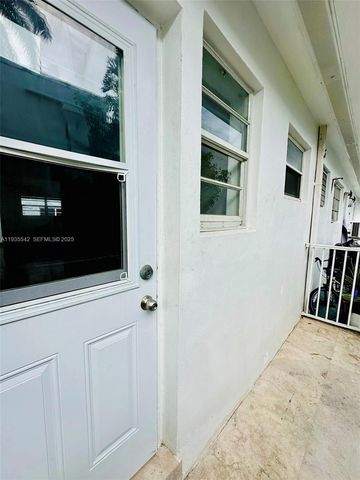 1231 Pennsylvania Ave 9, Miami Beach, FL 33139