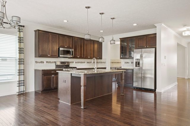 5388 Middlebury Lp, Lewis Center, OH 43035