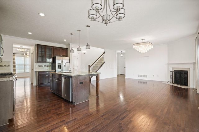 5388 Middlebury Lp, Lewis Center, OH 43035