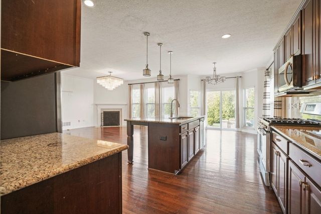 5388 Middlebury Lp, Lewis Center, OH 43035